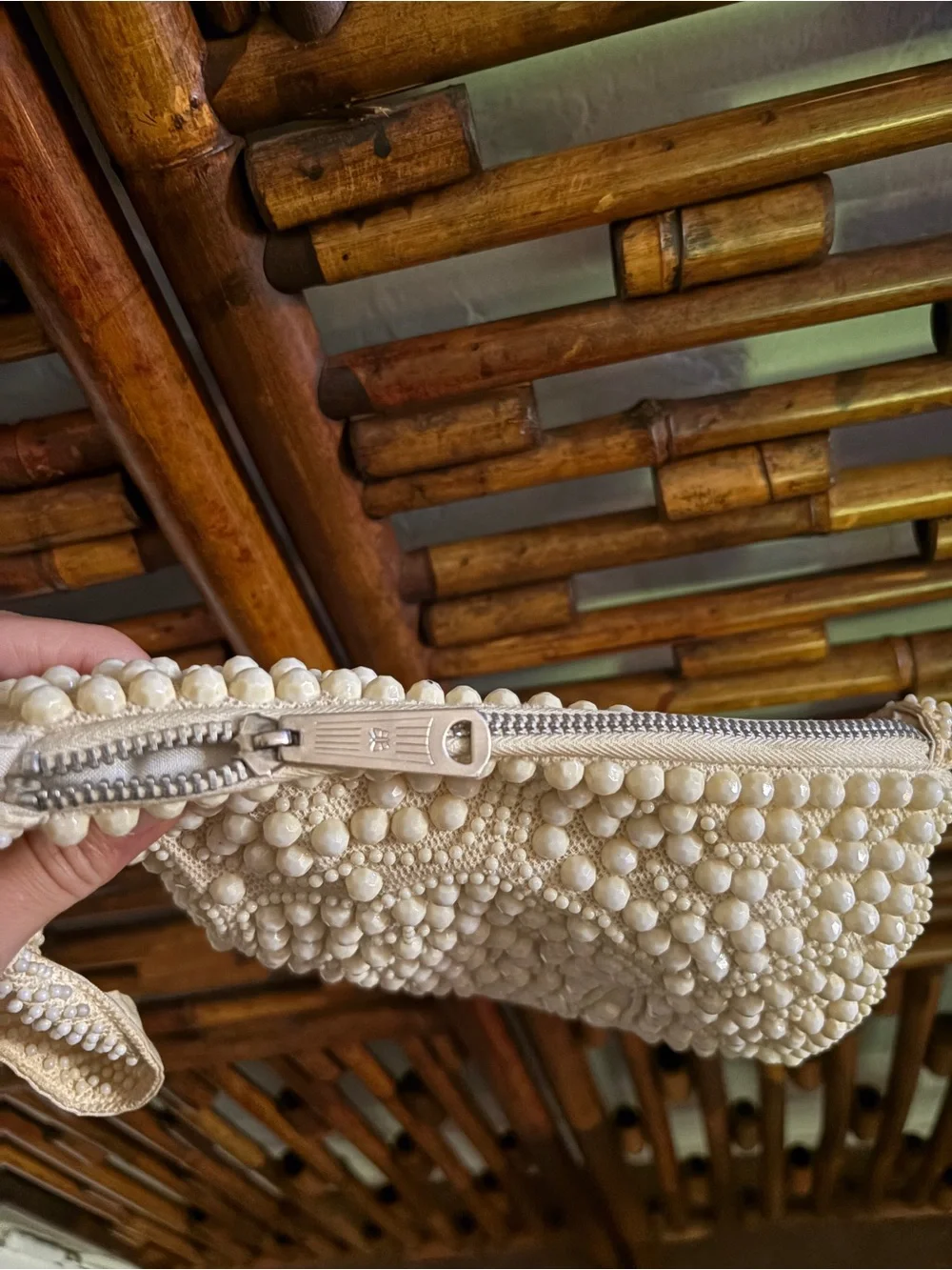 VINTAGE IVORY BEADED SHOULDER STRAP PURSE